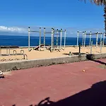 In The Center Of San Juan Beach! 아파트 *