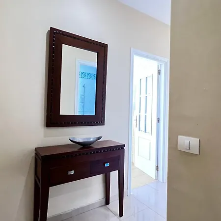 In The Center Of San Juan Beach! * 圣胡安海滩