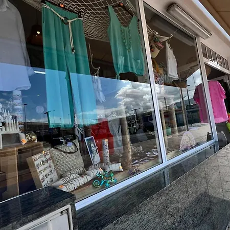 公寓 In The Center Of San Juan Beach!